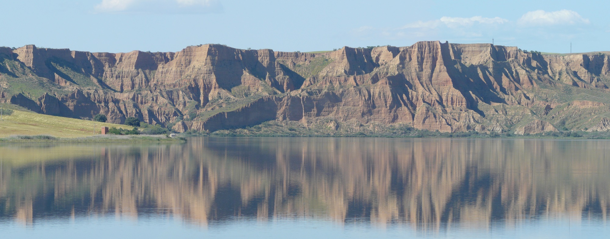 Panorámica de las Barrancas de Burujón desde la presa de Castrejón