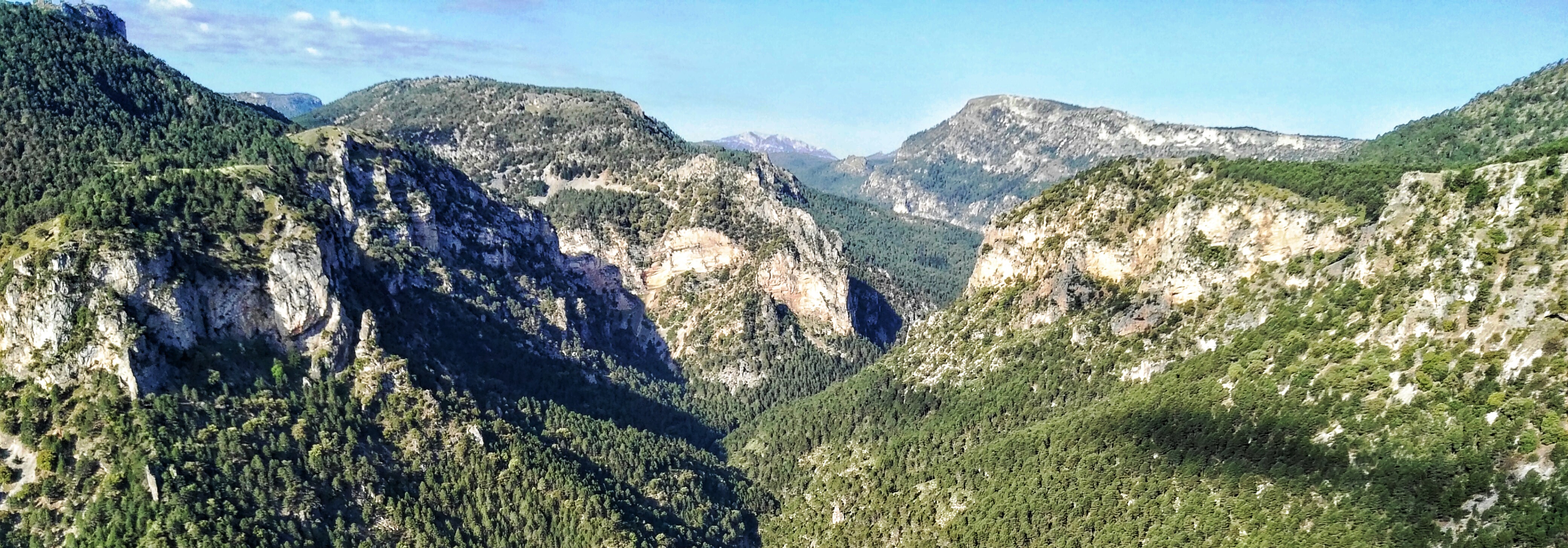 Estrecho desde el camino de Siles