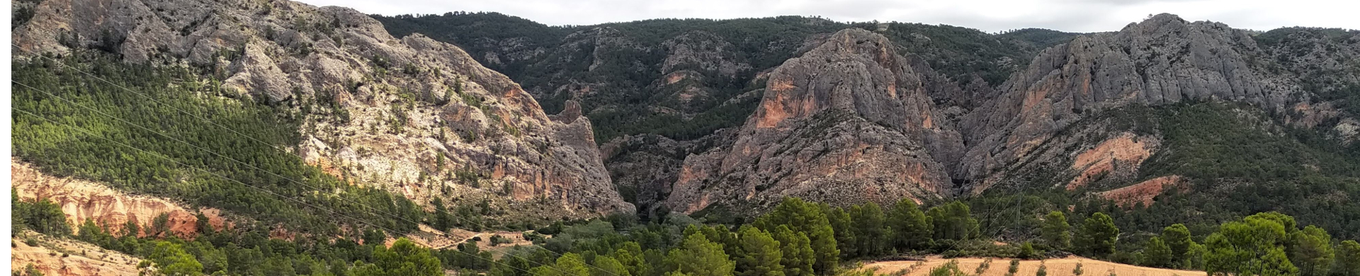 Vista de los Cuchillos desde el camino de la Fonseca